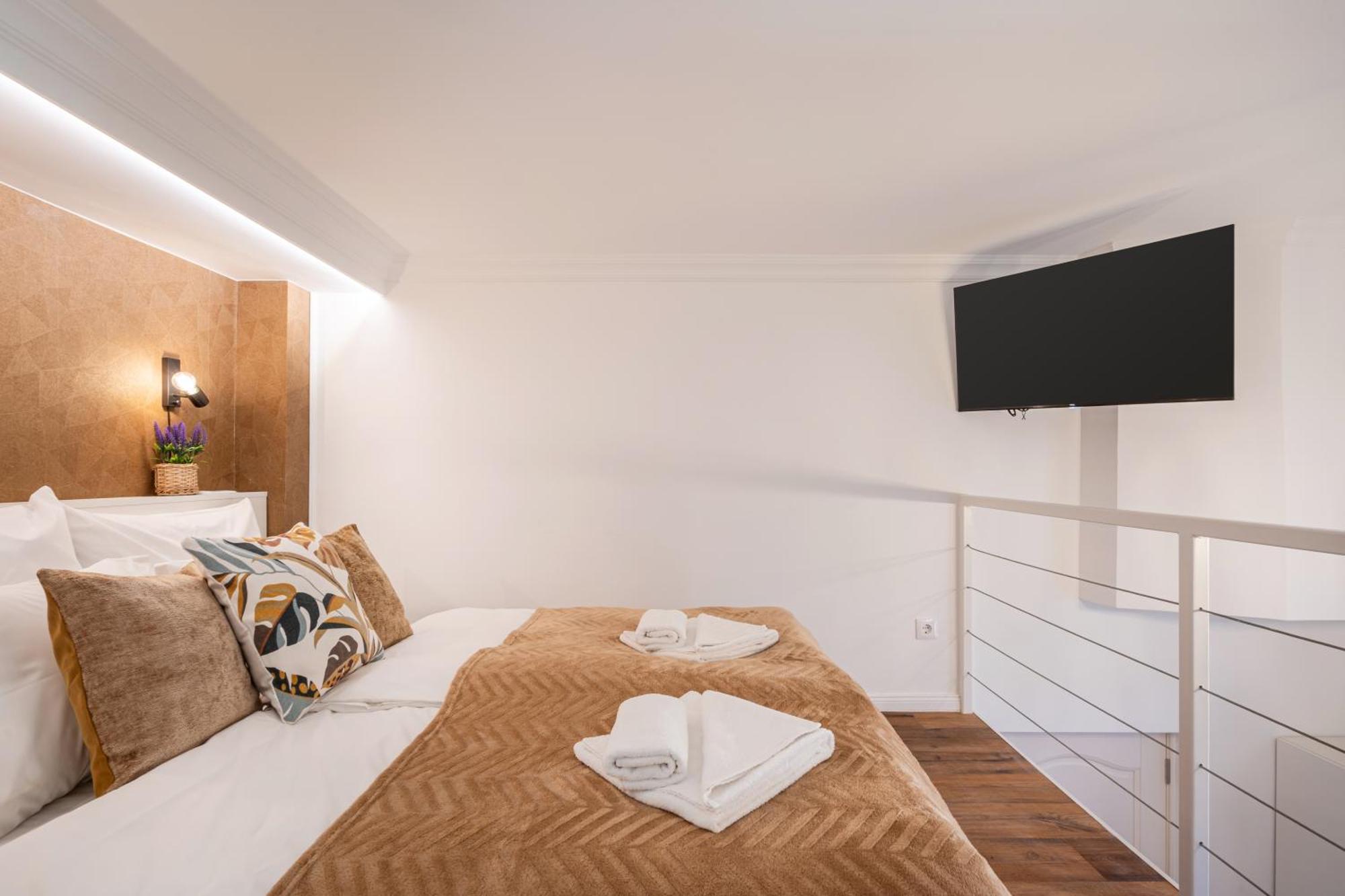 Cityzen Studios Budapest Bagian luar foto